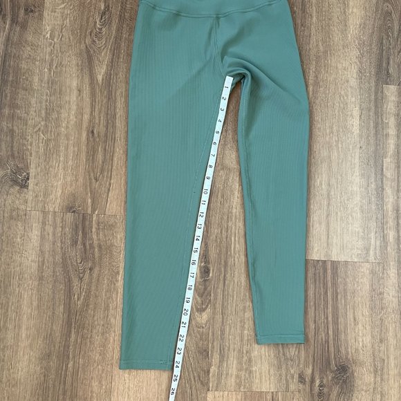 EUC Wilo Base Ribbed Green 7/8 Legging Sz L - Picture 8 of 9